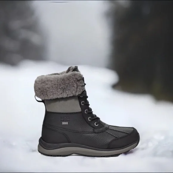 UGG Adirondack III Black Boots - Picture 2 of 9